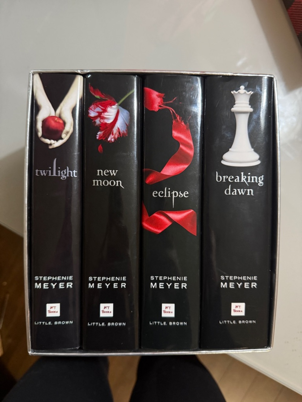 Twilight Saga Box Set - Stephenie Meyer (Black & Red Accents)
